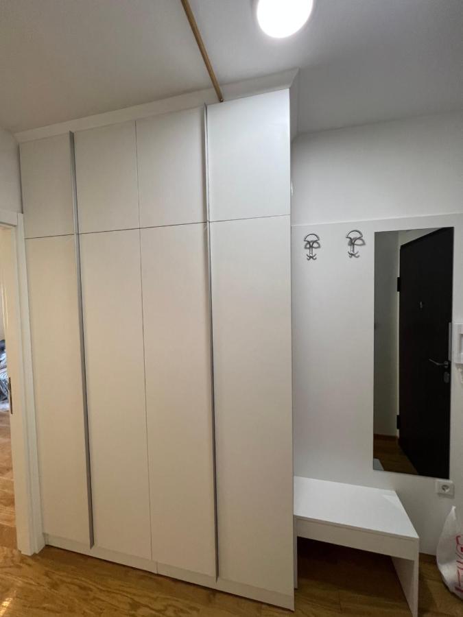 Apartamento Stan Na Dan Viktor-Lukavica SJJ Exterior foto